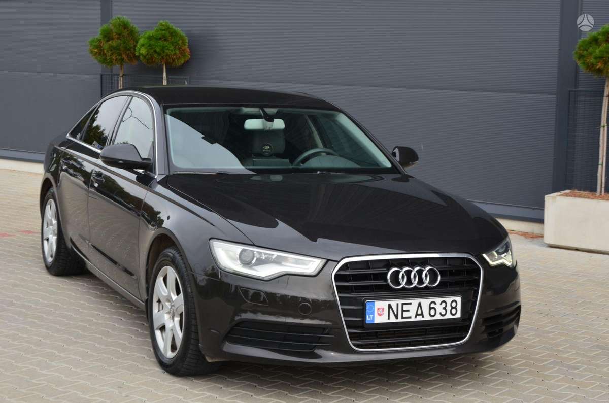 Audi A6, 2.0 l., saloon / sedan