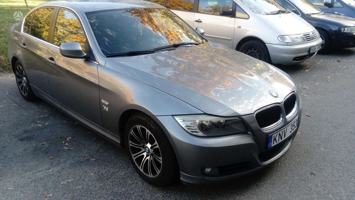 BMW 318, 2.0 l., Седан