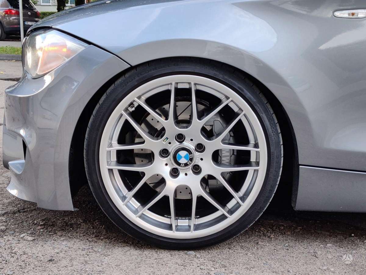 BMW 135, coupe