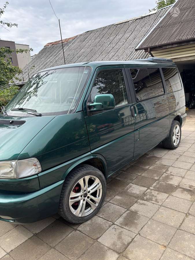 Volkswagen Caravelle - 4