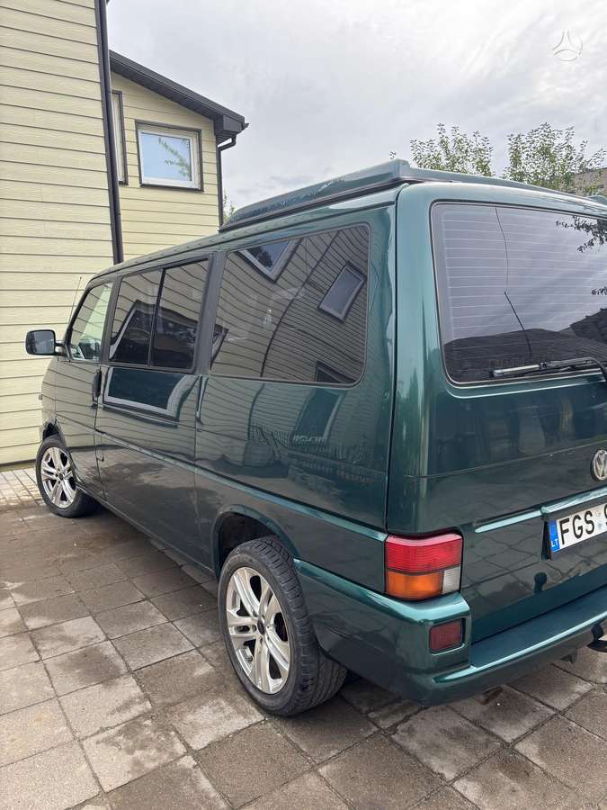 Volkswagen Caravelle - 7