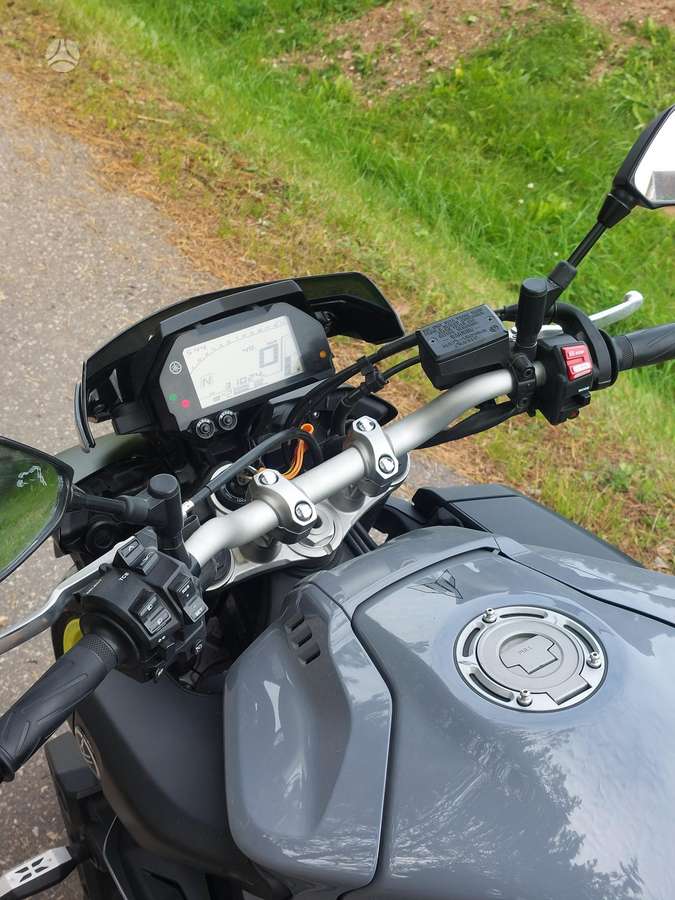 Yamaha MT 10 1000cc, street / classic