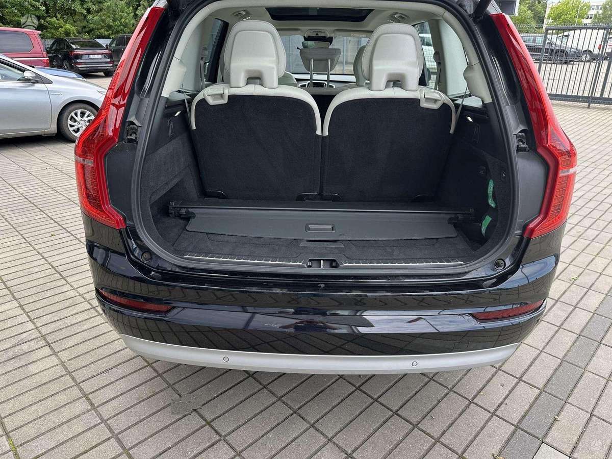 Volvo XC90 - 5