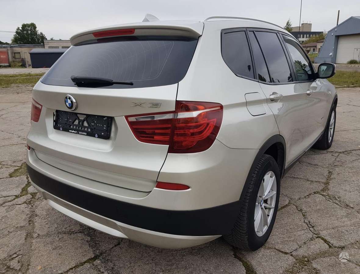 BMW X3, 2.0 l., off-road / crossover