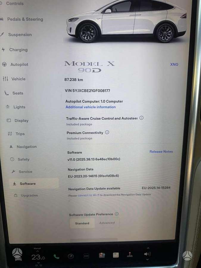 Tesla Model X, 90 kWh, off-road / crossover