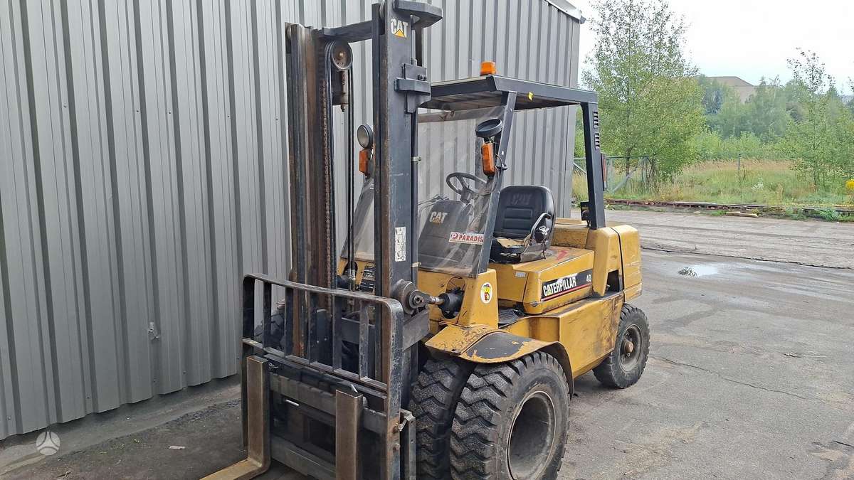 Caterpillar DP40K, forklifts