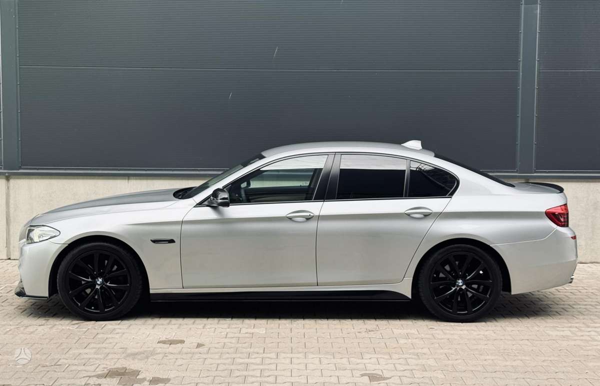 BMW 520, 2.0 l., Седан
