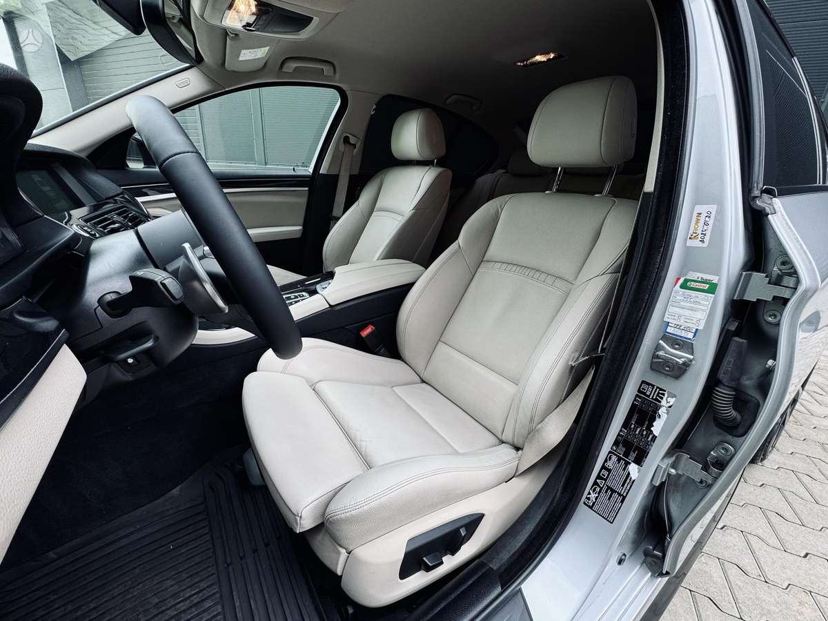 BMW 520, 2.0 l., Седан