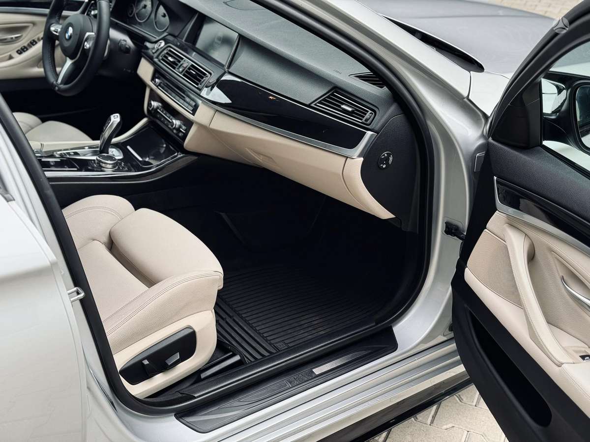 BMW 520, 2.0 l., Седан