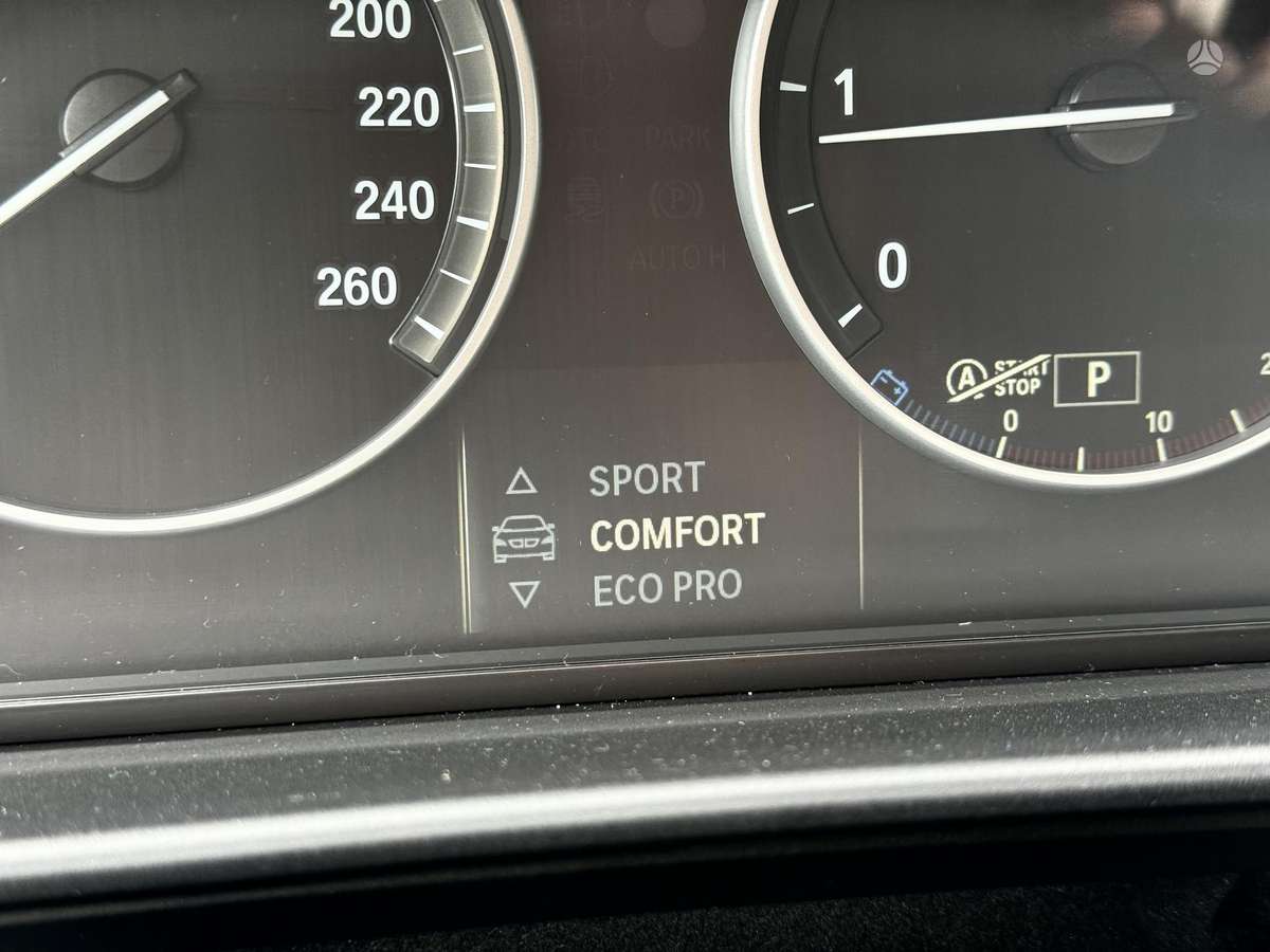 BMW 520, 2.0 l., Седан