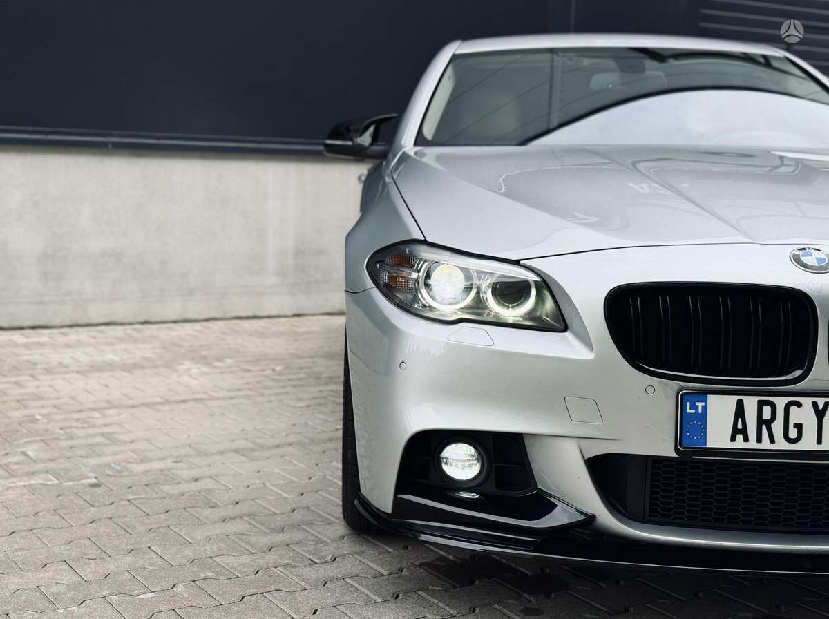 BMW 520, 2.0 l., Седан