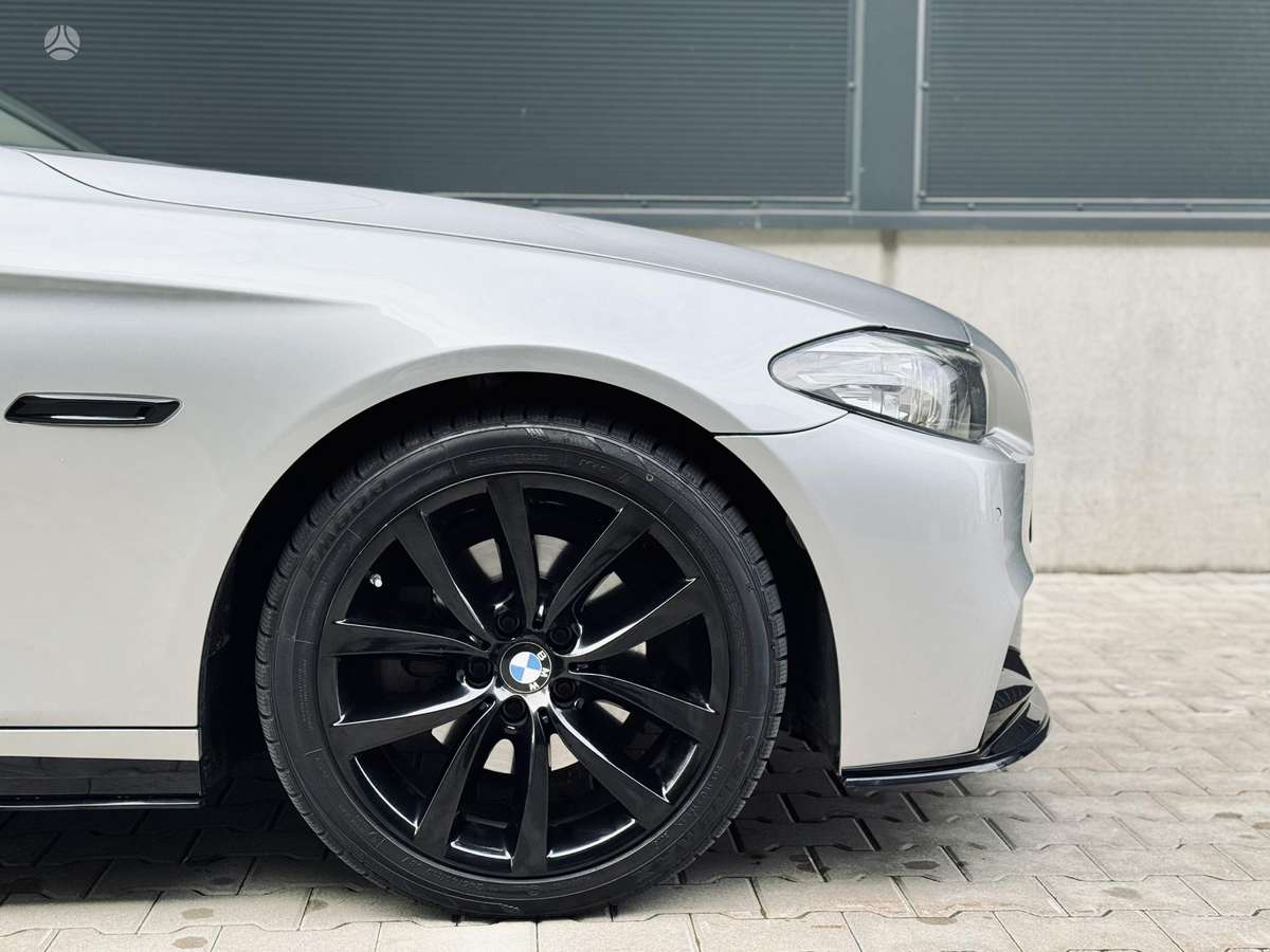 BMW 520, 2.0 l., Седан