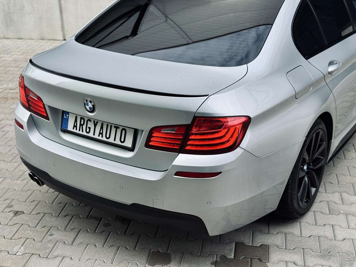 BMW 520, 2.0 l., Седан