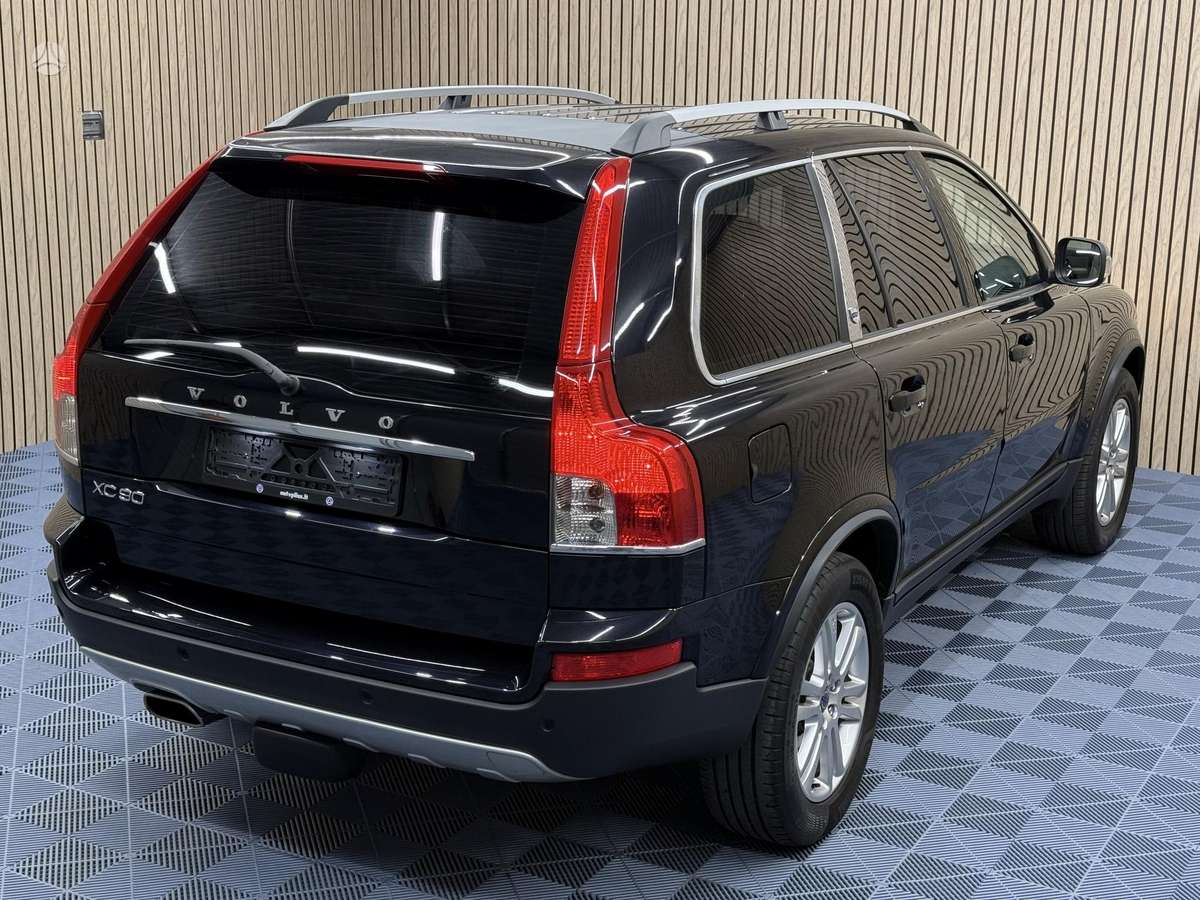 Volvo XC90 - 12
