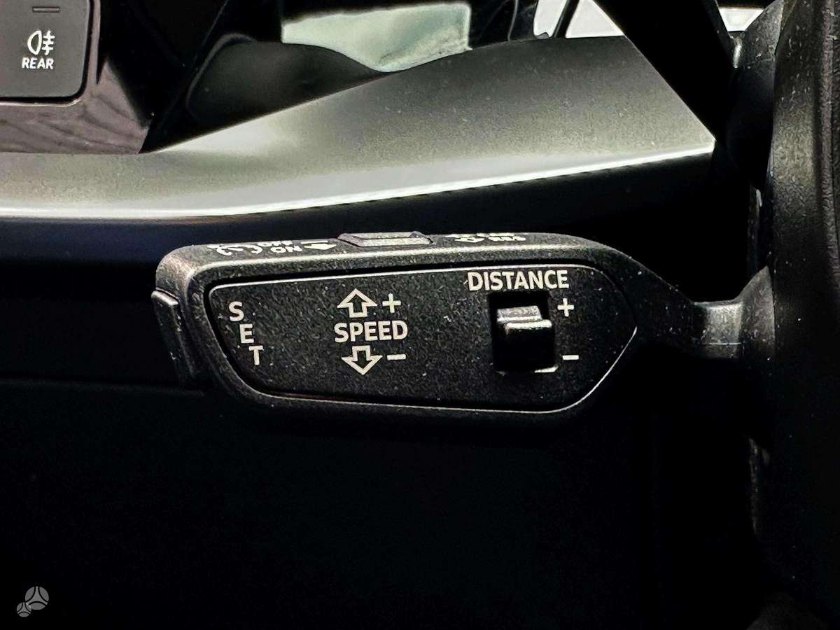 Audi A3, 1.0 l., Седан