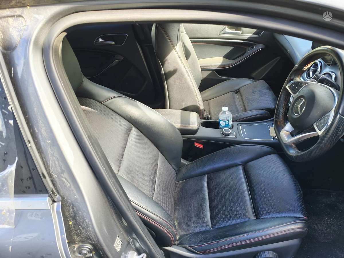 Mercedes-Benz GLA klasė по частям