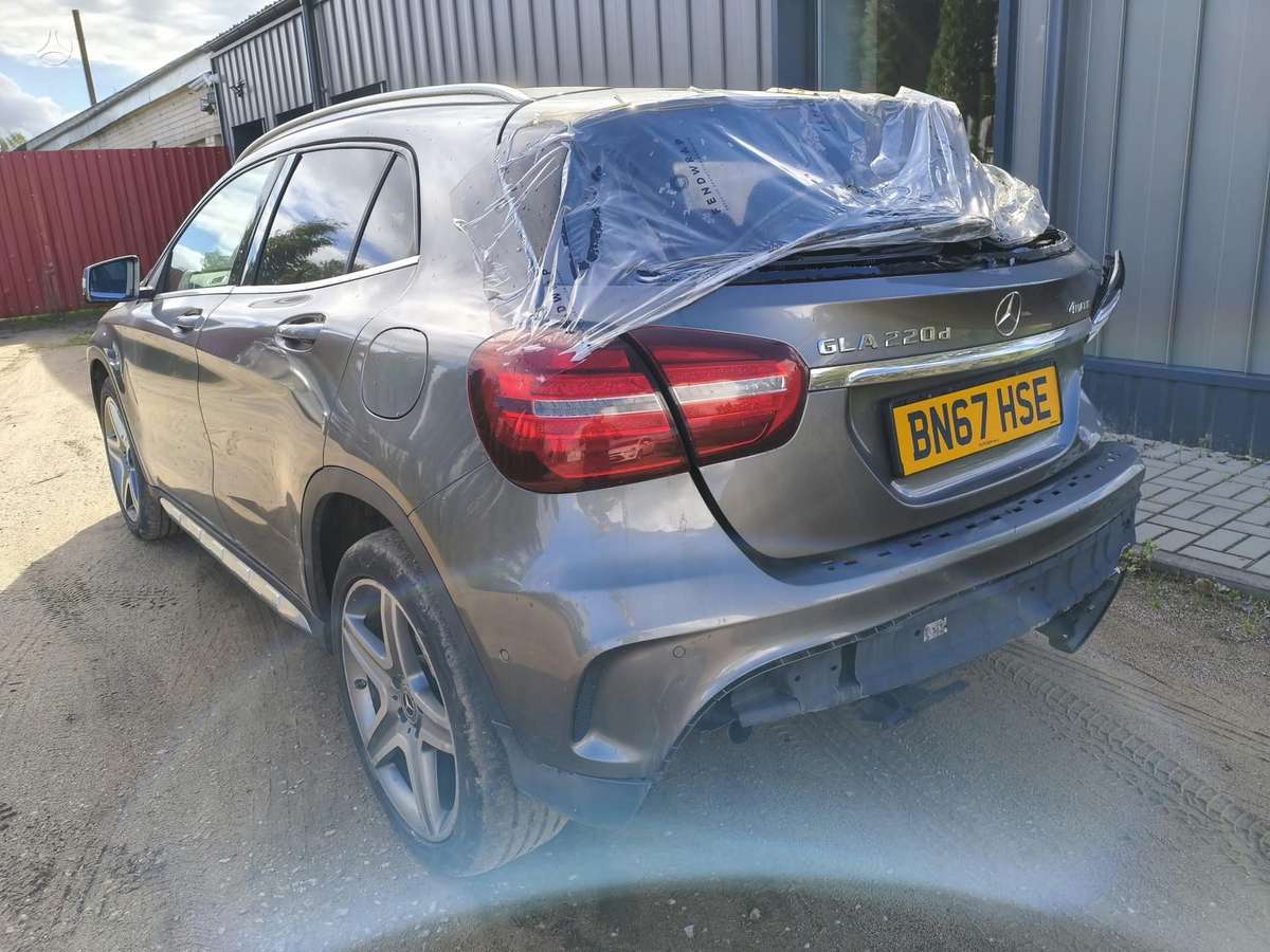 Mercedes-Benz GLA klasė dalimis