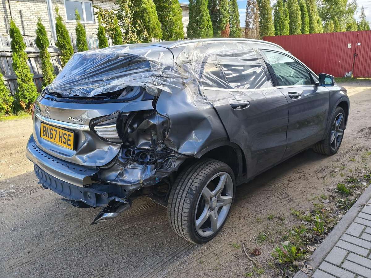 Mercedes-Benz GLA klasė dalimis