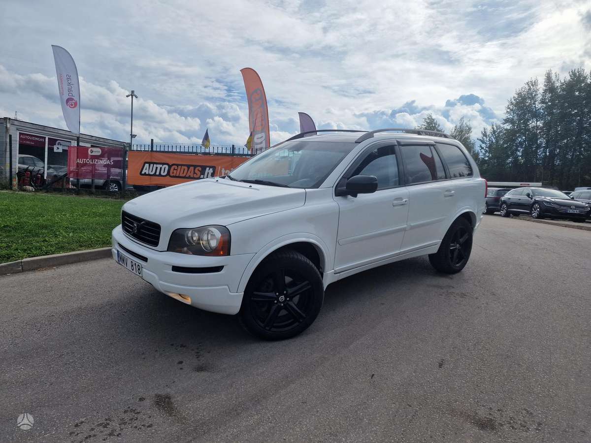 Volvo XC90 - 1