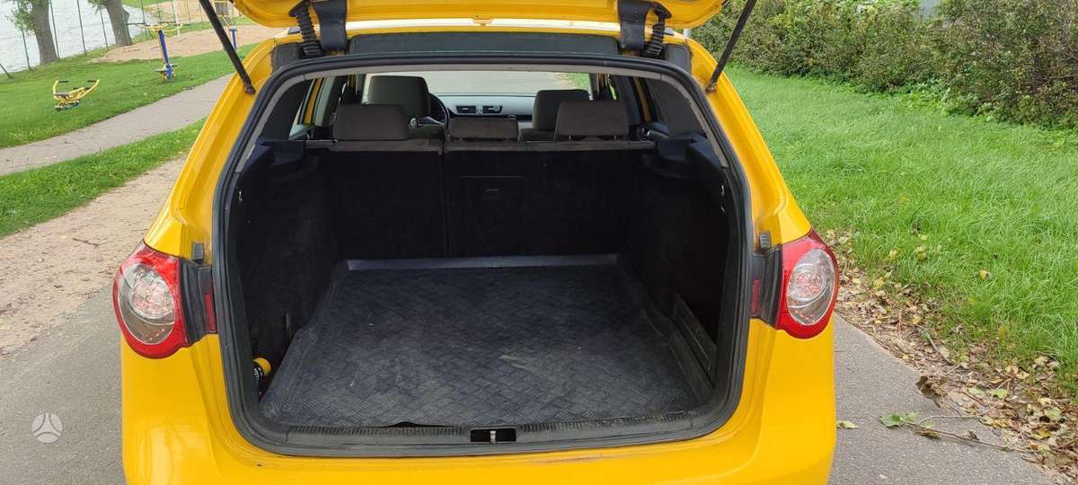 Volkswagen Passat - 9
