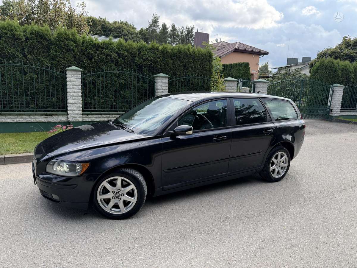 Volvo V50 - 2