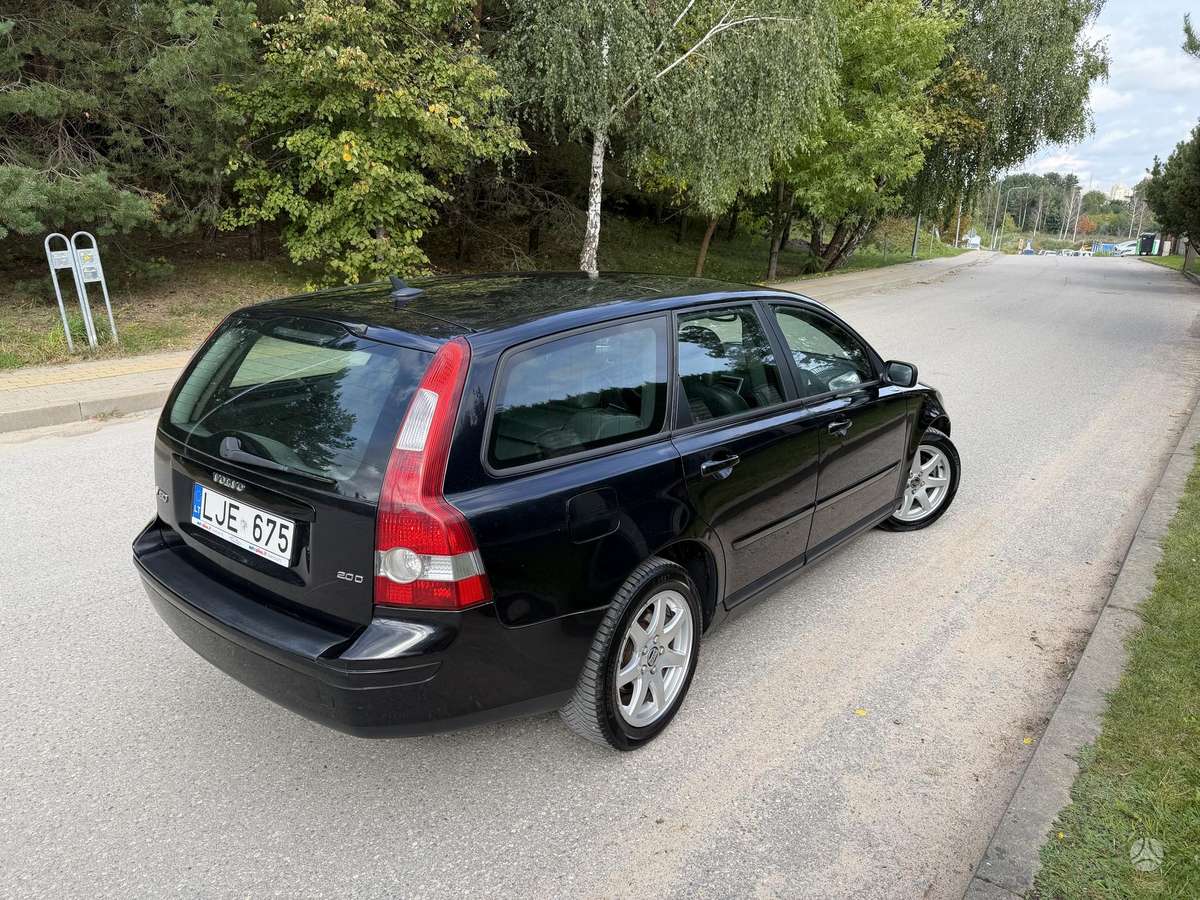 Volvo V50 - 10
