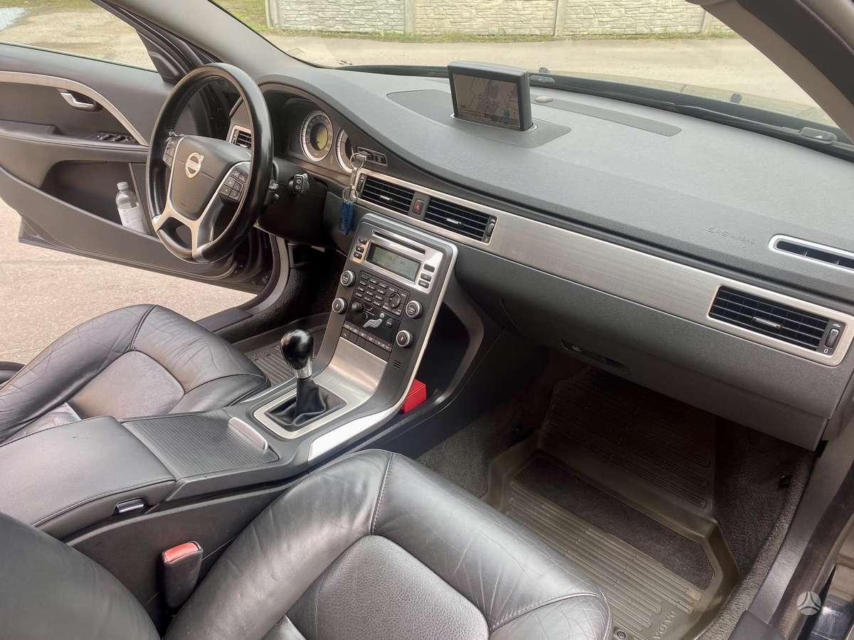 Volvo V70 - 10