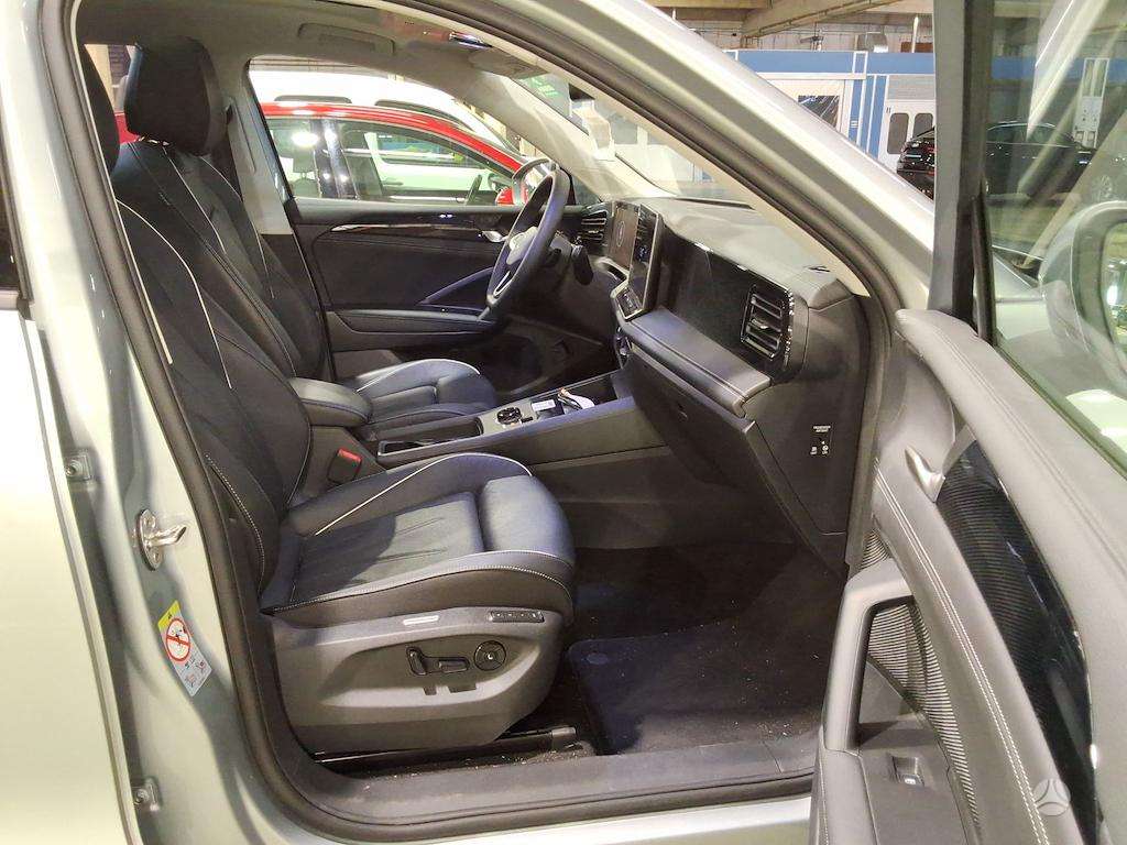 Volkswagen Tiguan - 6
