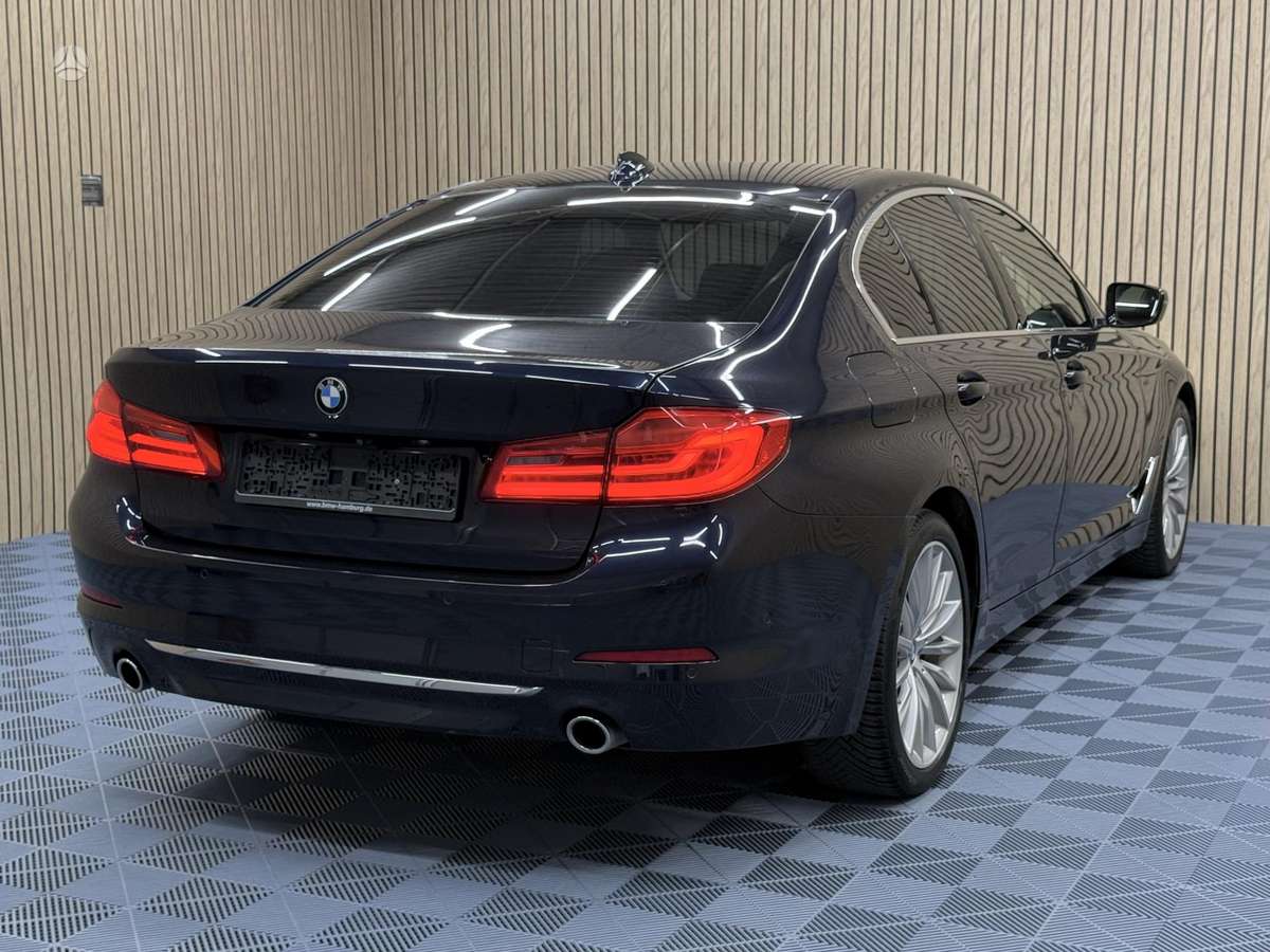 BMW 520, 2.0 l., Седан