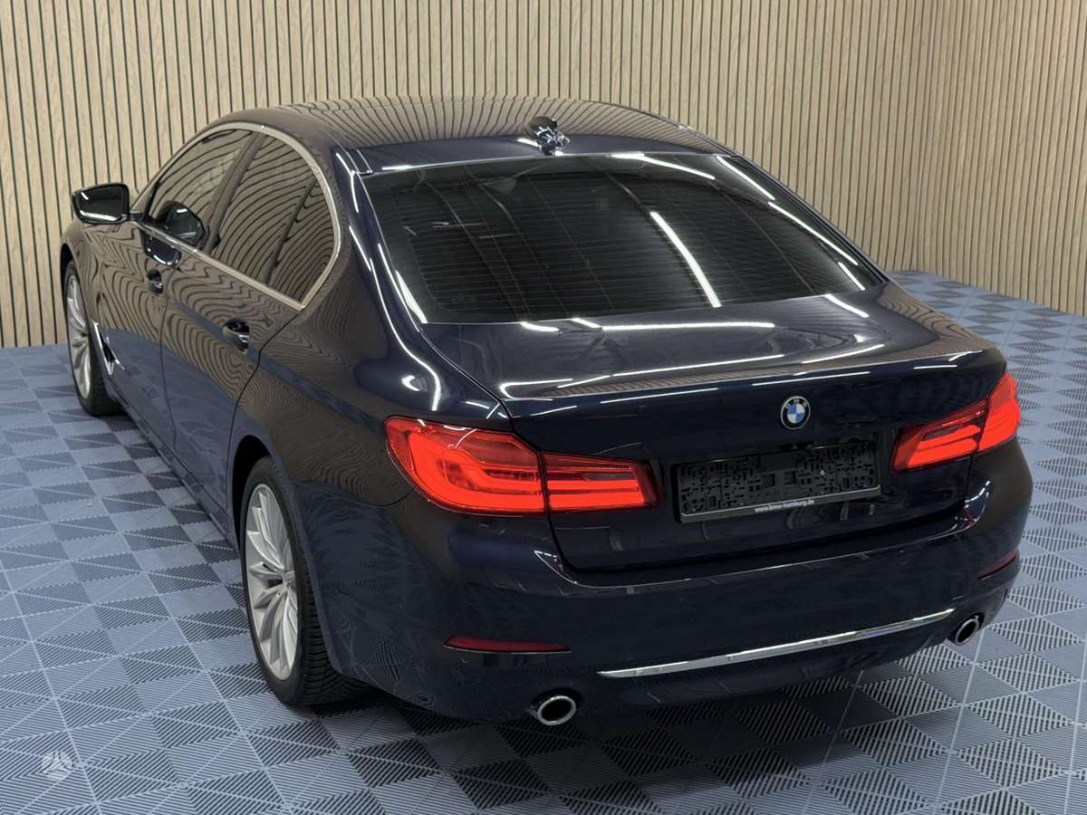 BMW 520, 2.0 l., Седан
