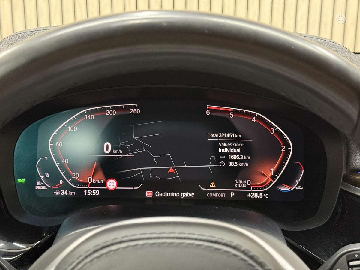 BMW 520, 2.0 l., Седан