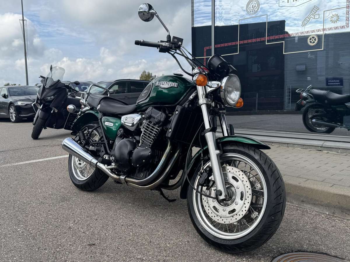 Triumph Legend 900cc, street / классические