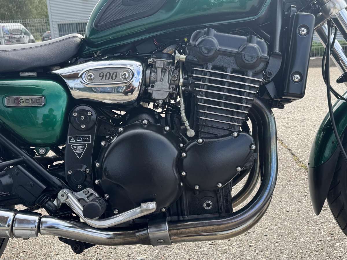 Triumph Legend 900cc, street / классические