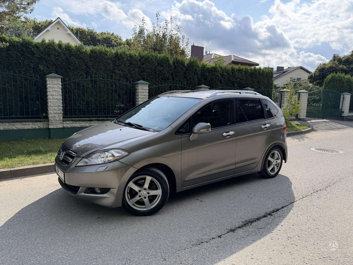 Honda FR-V, 1.8 l., Минивэн