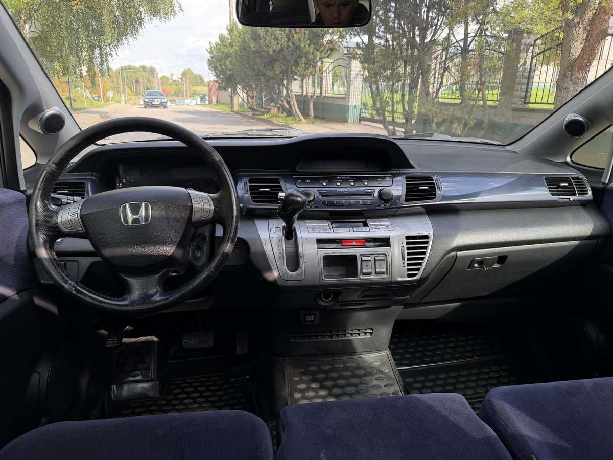 Honda FR-V, 1.8 l., Минивэн