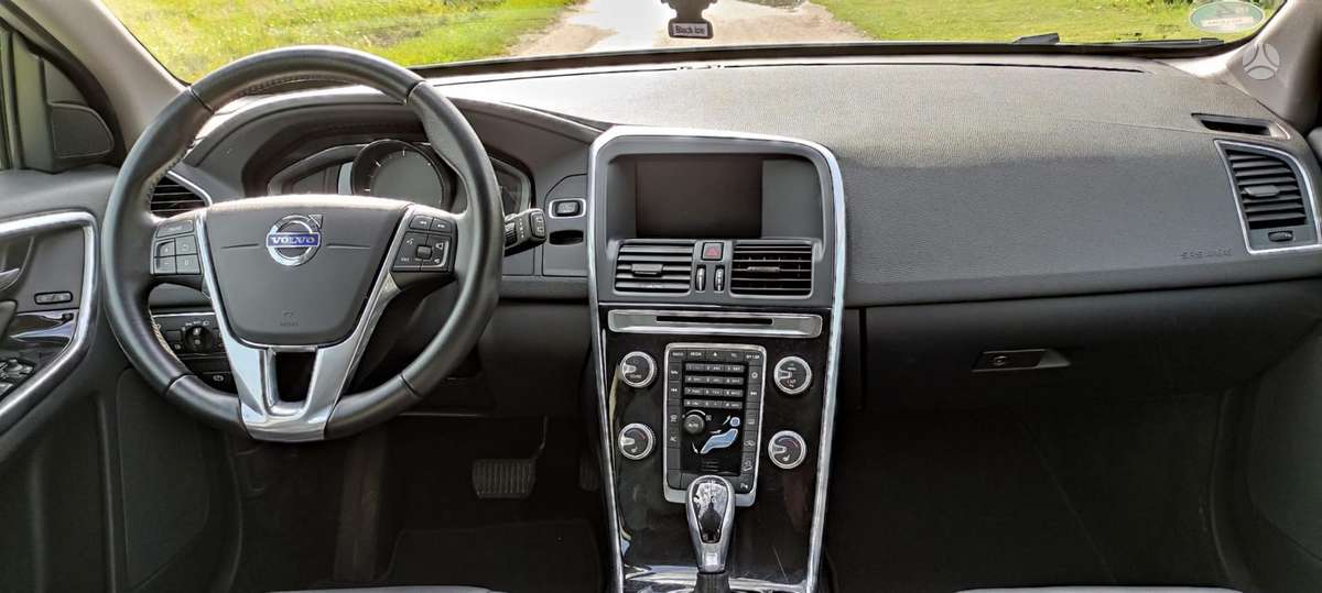 Volvo XC60 - 11
