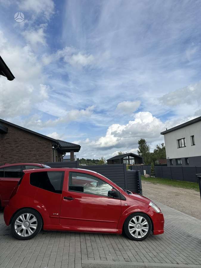 Citroen C2, 1.6 l., Хэтчбек
