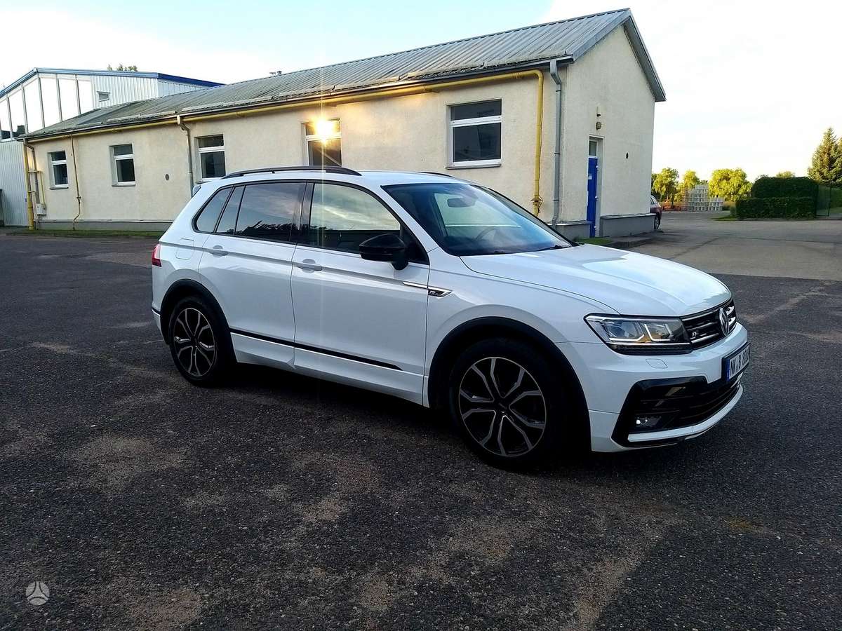 Volkswagen Tiguan - 4