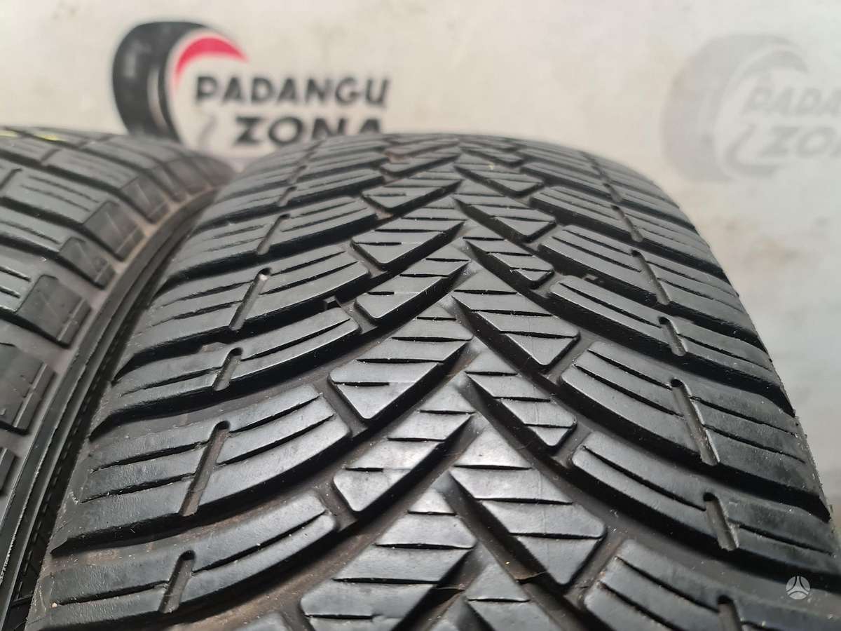 Kleber Quadraxer 2, universalios 205/50 R17