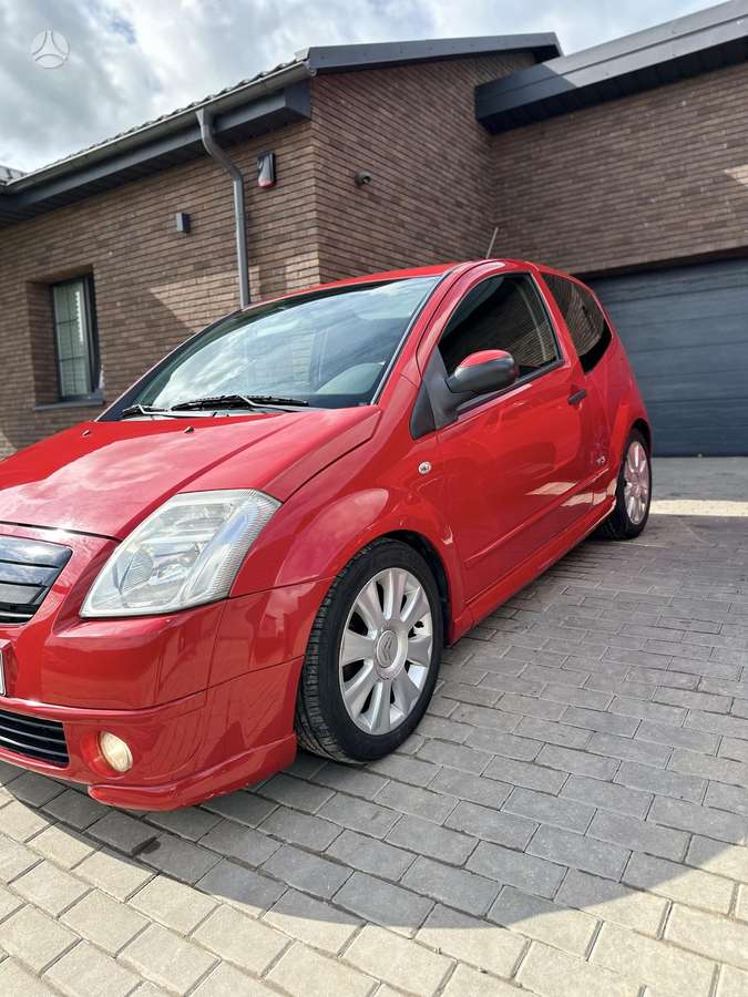 Citroen C2, 1.6 l., Хэтчбек