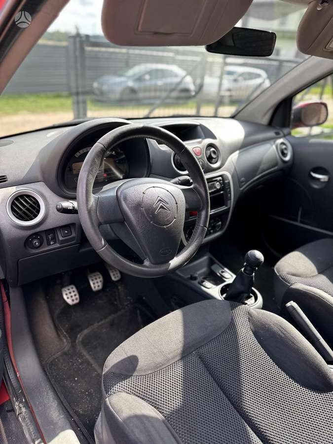 Citroen C2, 1.6 l., Хэтчбек