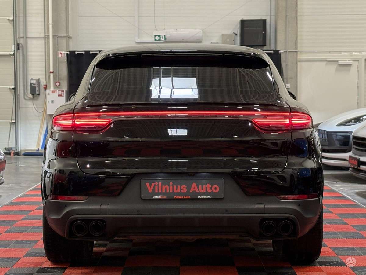 Porsche Cayenne Coupe - 5