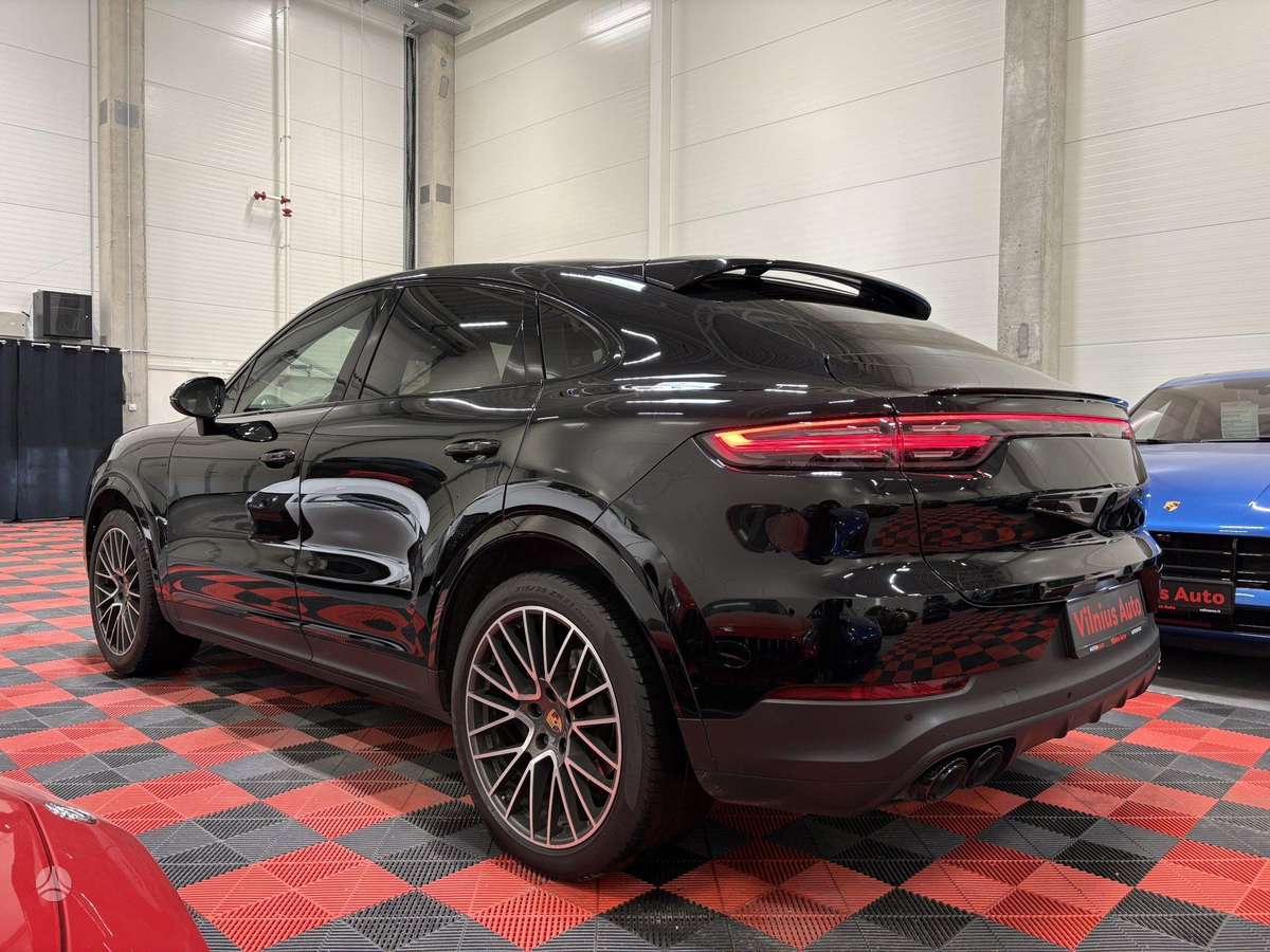 Porsche Cayenne Coupe - 6