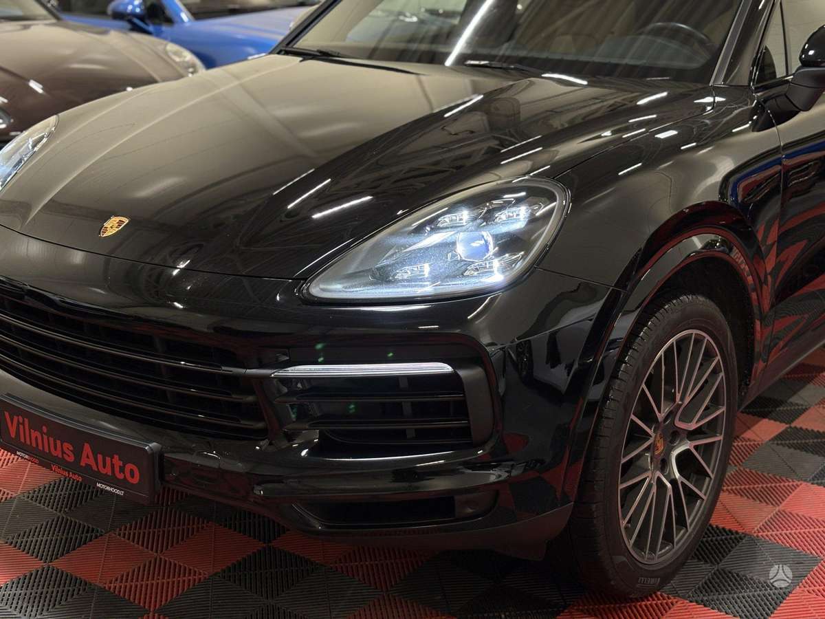 Porsche Cayenne Coupe - 7