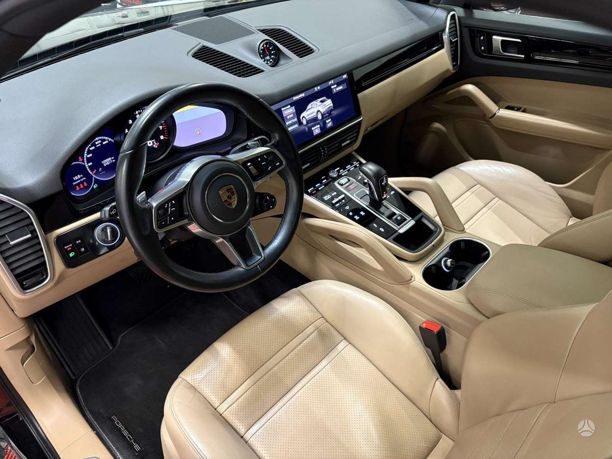 Porsche Cayenne Coupe - 10