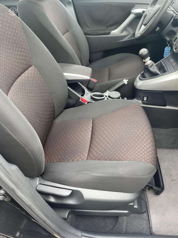 Toyota Verso, 2.0 l., Минивэн