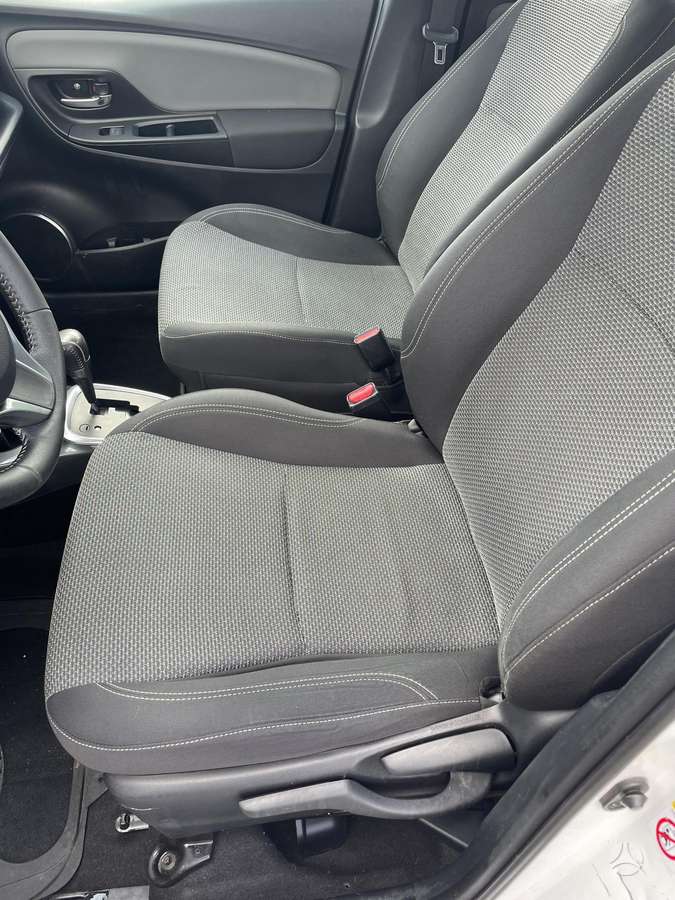 Toyota Yaris - 7