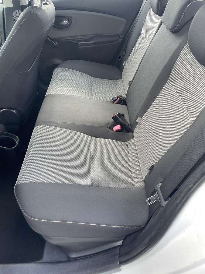 Toyota Yaris - 9