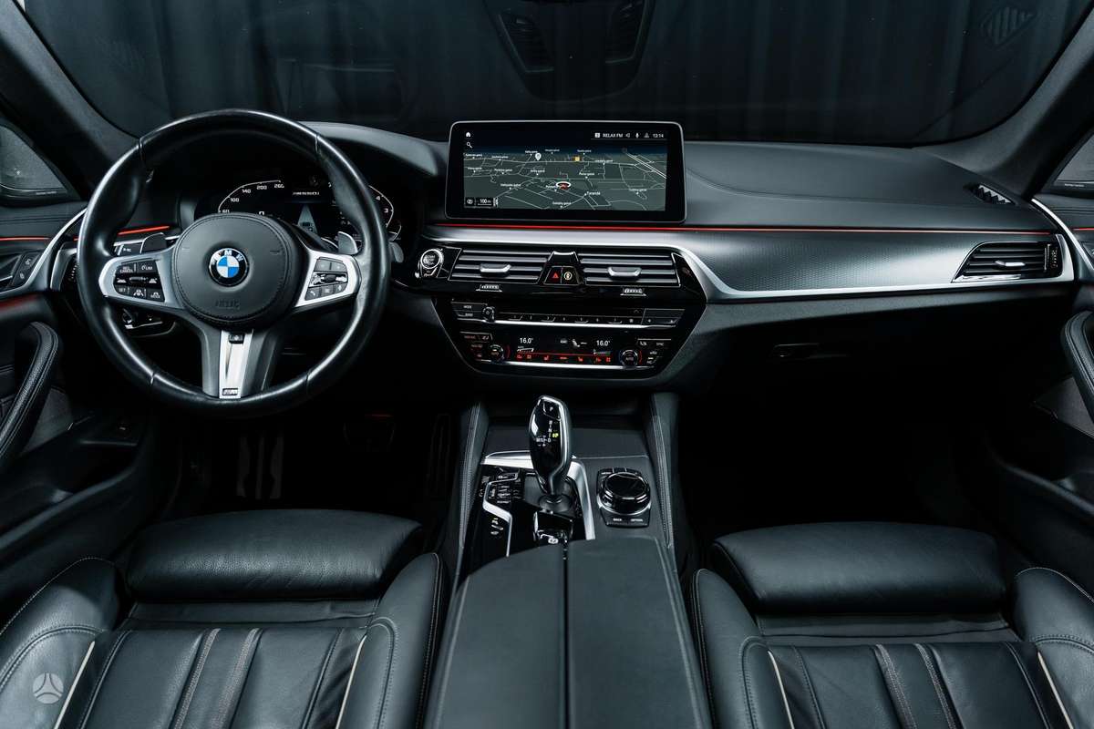 BMW M550, 4.4 l., Седан