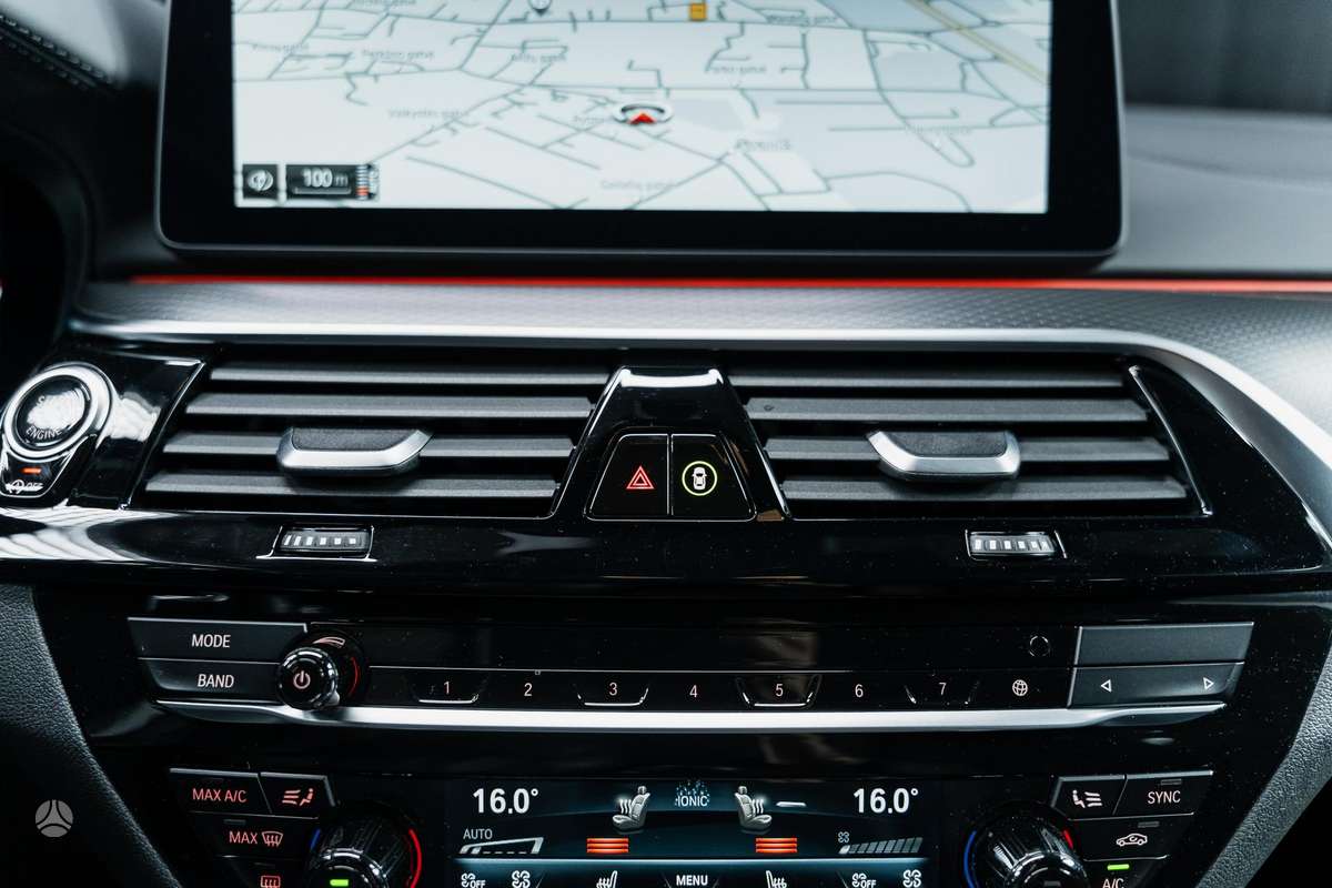 BMW M550, 4.4 l., Седан